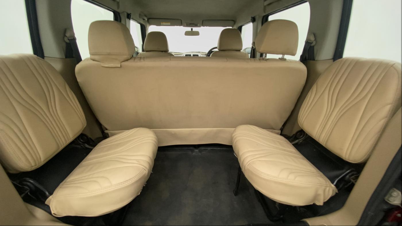 2016 Mahindra TUV300 T8 AMT, Diesel, Automatic, 82,527 km, Third Seat Row ( optional )