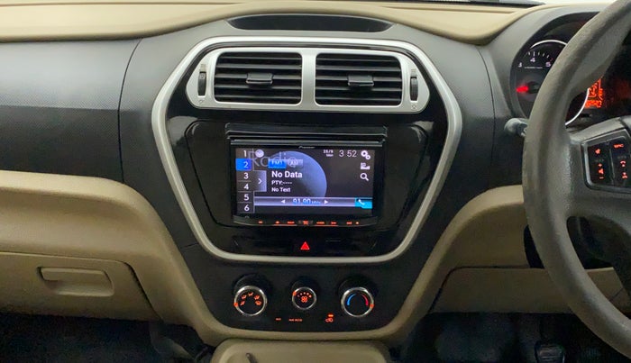 2016 Mahindra TUV300 T8 AMT, Diesel, Automatic, 82,527 km, Air Conditioner