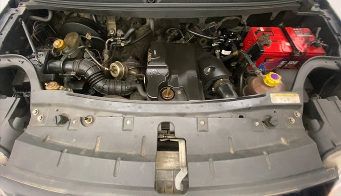 2016 Mahindra TUV300 T8 AMT, Diesel, Automatic, 82,527 km, Open Bonet