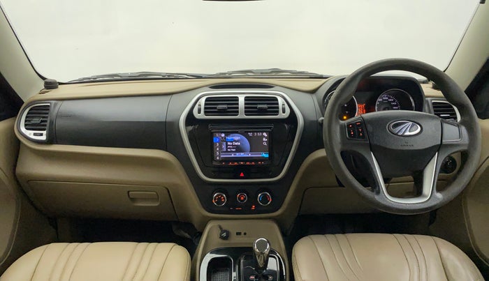 2016 Mahindra TUV300 T8 AMT, Diesel, Automatic, 82,527 km, Dashboard