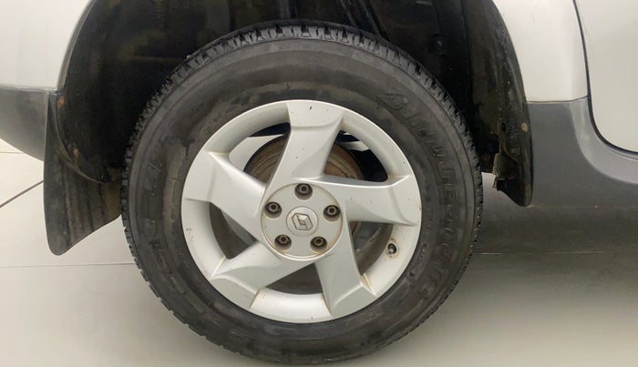 2012 Renault Duster 85 PS RXL DIESEL, Diesel, Manual, 1,15,369 km, Right Rear Wheel