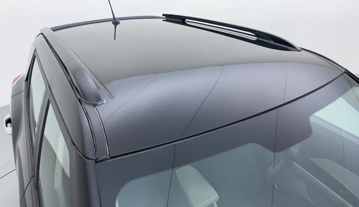 2020 Mahindra XUV300 1.2 W6 MT, Petrol, Manual, 6,958 km, Roof