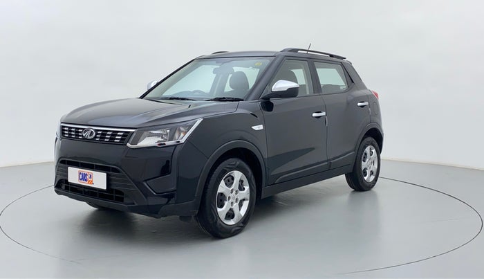 2020 Mahindra XUV300 1.2 W6 MT, Petrol, Manual, 6,958 km, Left Front Diagonal