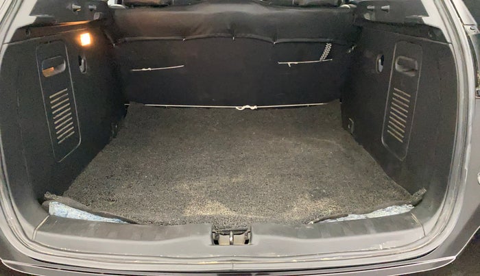 2021 Nissan Kicks XV TURBO 1.3 CVT, Petrol, Automatic, 48,055 km, Boot Inside