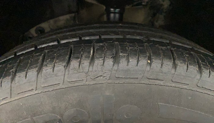 2021 Nissan Kicks XV TURBO 1.3 CVT, Petrol, Automatic, 48,055 km, Left Front Tyre Tread