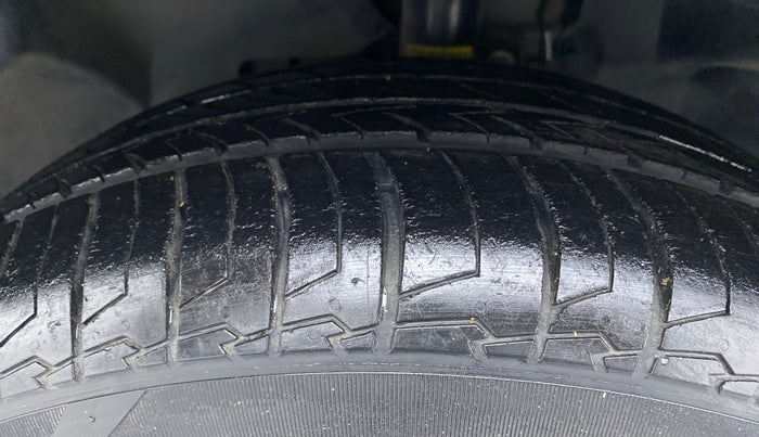 2018 Ford Ecosport 1.5 TITANIUM PLUS TI VCT AT, Petrol, Automatic, 16,357 km, Left Front Tyre Tread