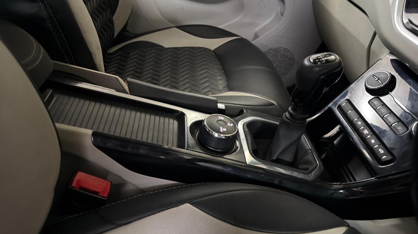2022 Tata NEXON XZ PLUS (O) PETROL, Petrol, Manual, 31,003 km, Gear Lever