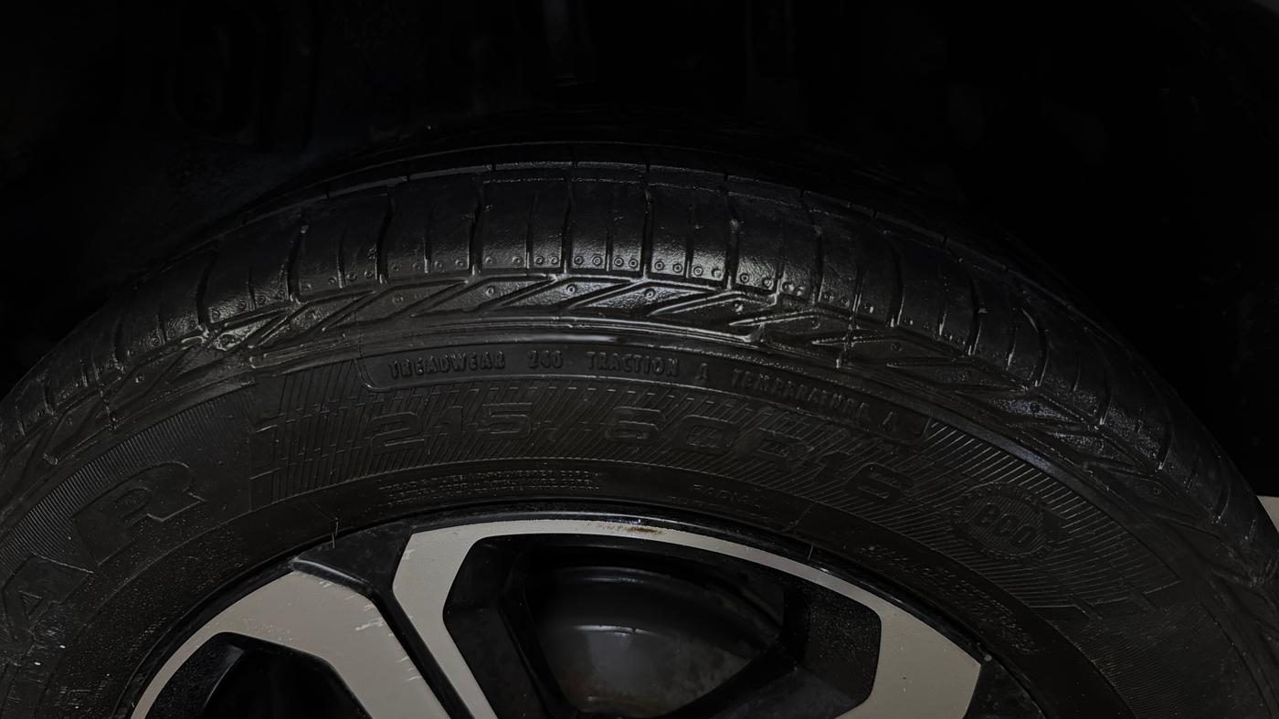 2022 Tata NEXON XZ PLUS (O) PETROL, Petrol, Manual, 31,003 km, Left Rear Tyre Tread