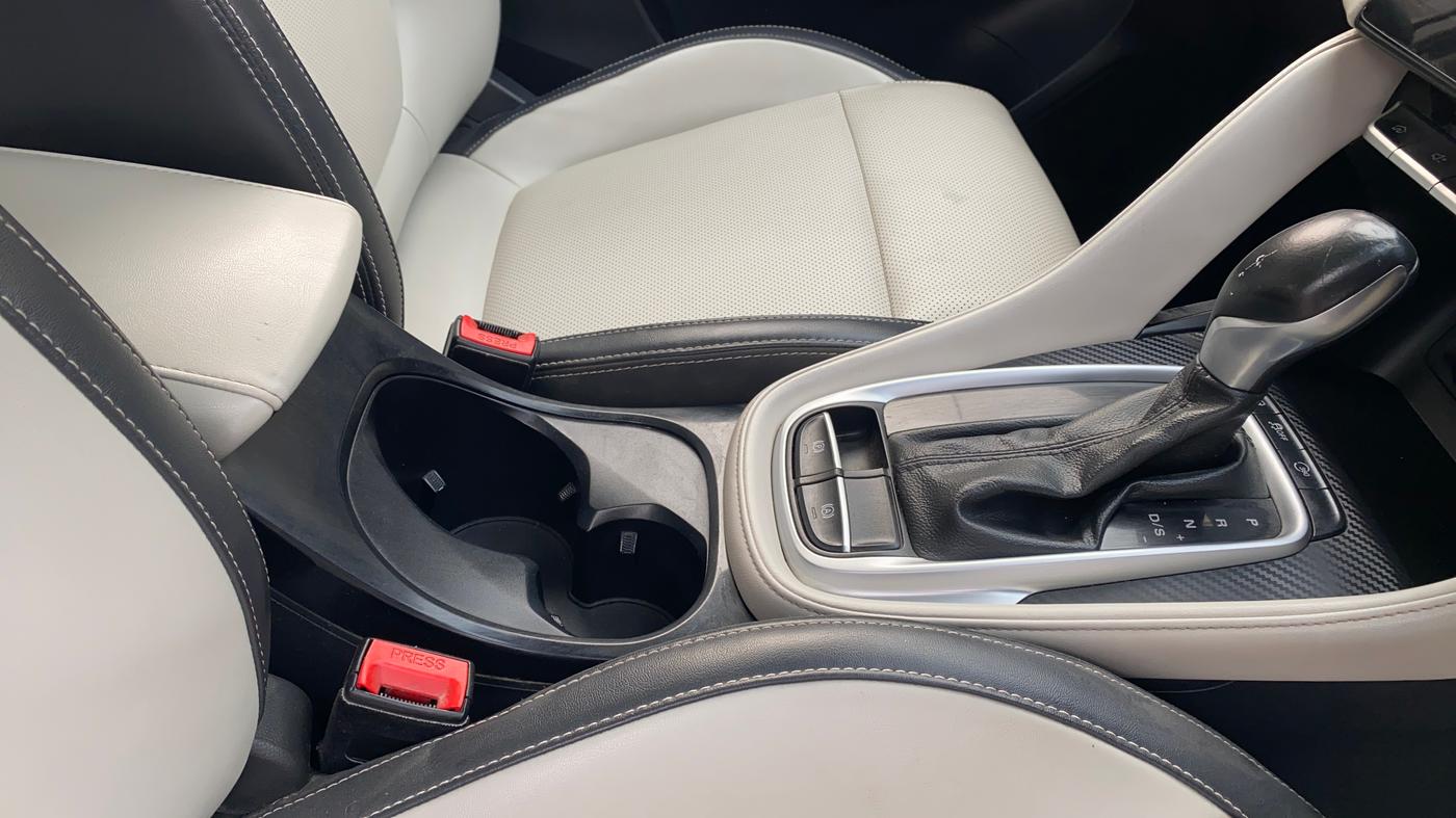 2021 MG ASTOR SAVVY 1.5 CVT, Petrol, Automatic, 27,610 km, Gear Lever