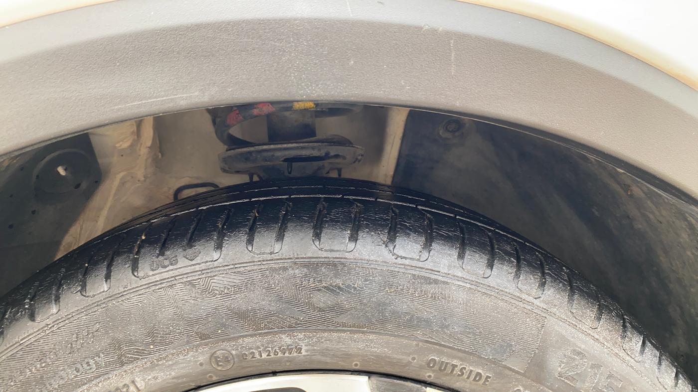 2021 MG ASTOR SAVVY 1.5 CVT, Petrol, Automatic, 27,610 km, Right Front Tyre Tread