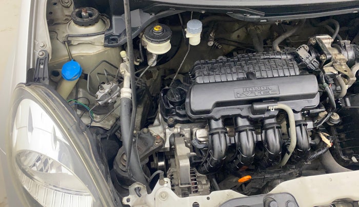 2014 Honda Amaze 1.2L I-VTEC EX, Petrol, Manual, 1,44,908 km, Engine View - Right