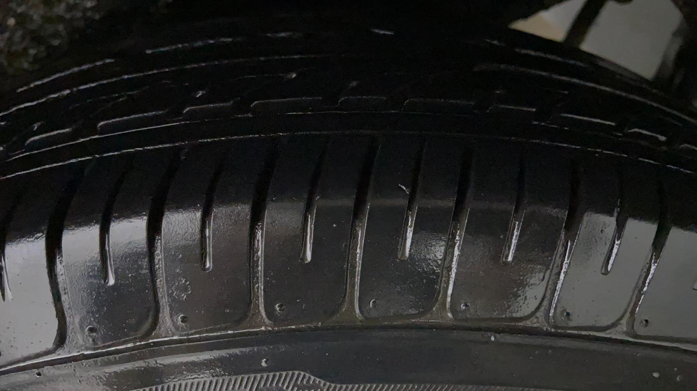 2010 Hyundai i10 MAGNA 1.2, Petrol, Manual, 48,196 km, Left Rear Tyre Tread