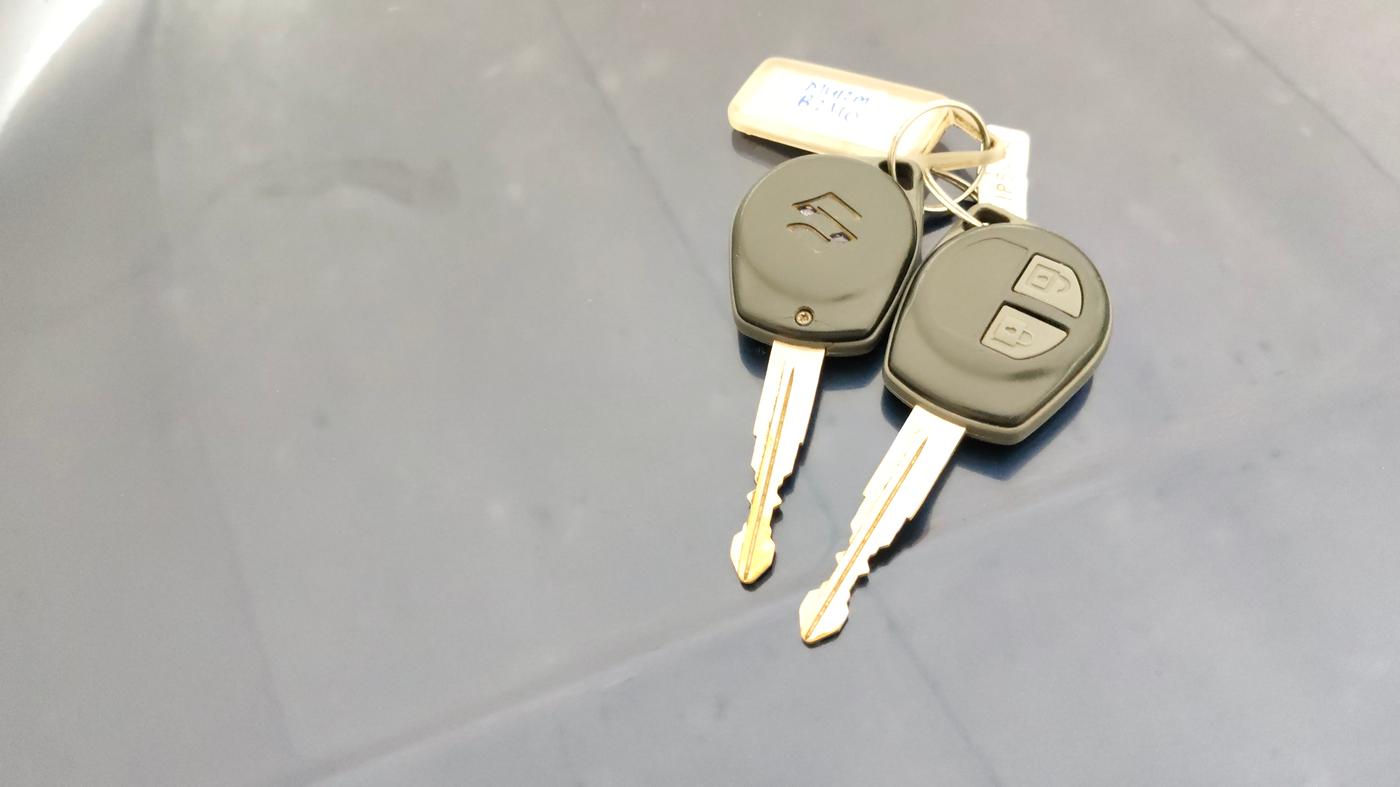 2015 Maruti Wagon R Stingray VXI, Petrol, Manual, 65,677 km, Key Close Up