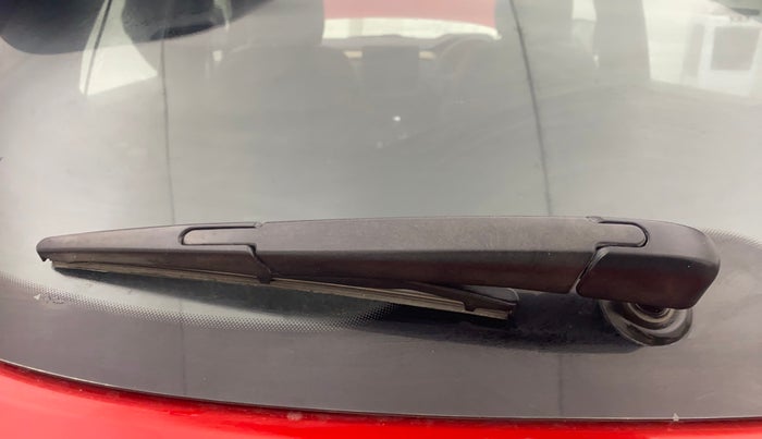 2022 Renault Kiger RXT (O) AMT DUAL TONE, Petrol, Automatic, 34,838 km, Rear Wiper