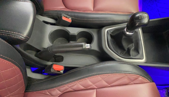 2016 Hyundai Creta SX PLUS 1.6 PETROL, Petrol, Manual, 1,05,128 km, Gear Lever