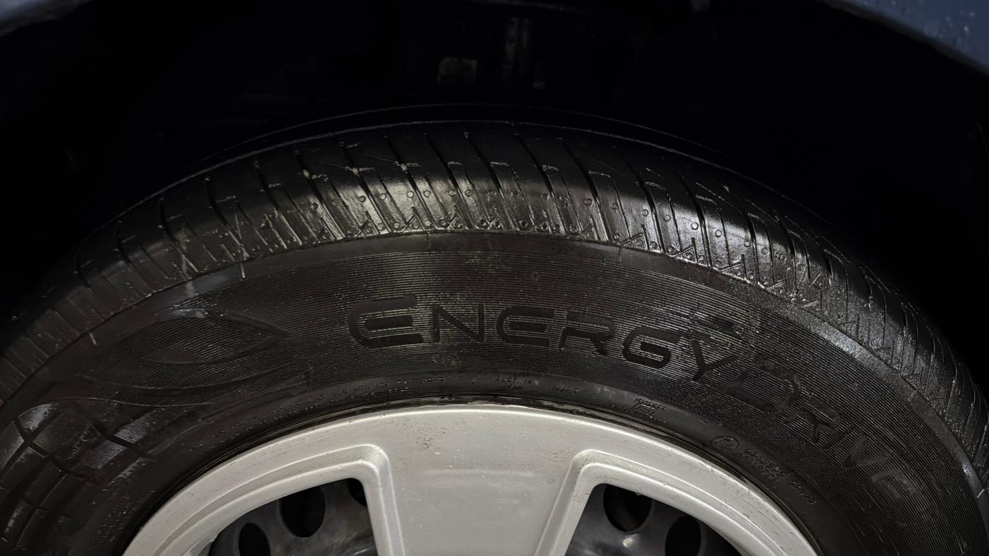 2017 Maruti Baleno DELTA PETROL 1.2, Petrol, Manual, 72,418 km, Left Front Tyre Tread