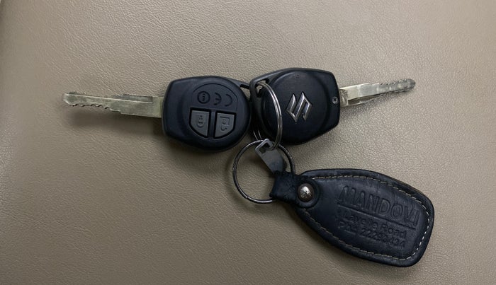 2019 Maruti Dzire VXI, Petrol, Manual, 63,365 km, Key Close Up