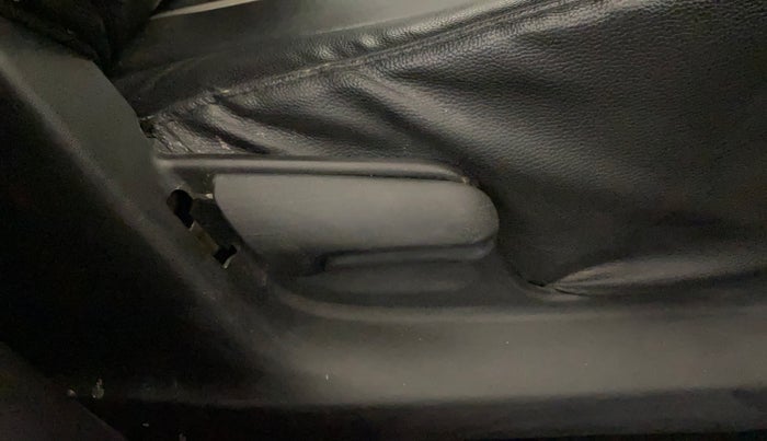 2017 Maruti Swift LXI (O), Petrol, Manual, 52,102 km, Driver Side Adjustment Panel