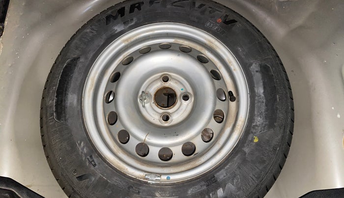 2017 Maruti Swift LXI (O), Petrol, Manual, 52,102 km, Spare Tyre