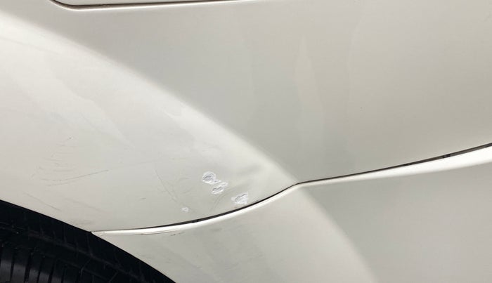 2019 Mahindra XUV500 W3, Diesel, Manual, 74,548 km, Left quarter panel - Slightly dented