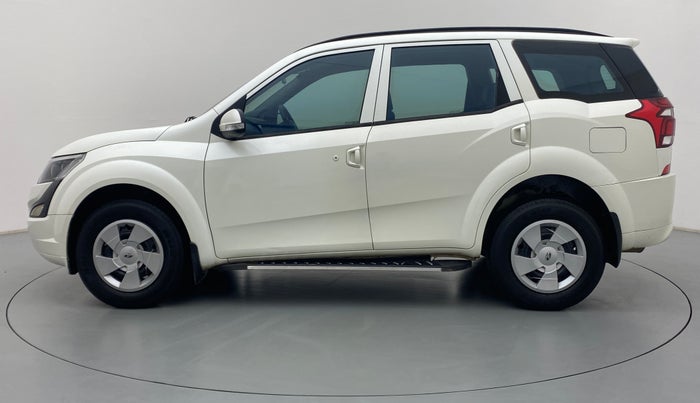 2019 Mahindra XUV500 W3, Diesel, Manual, 74,548 km, Left Side