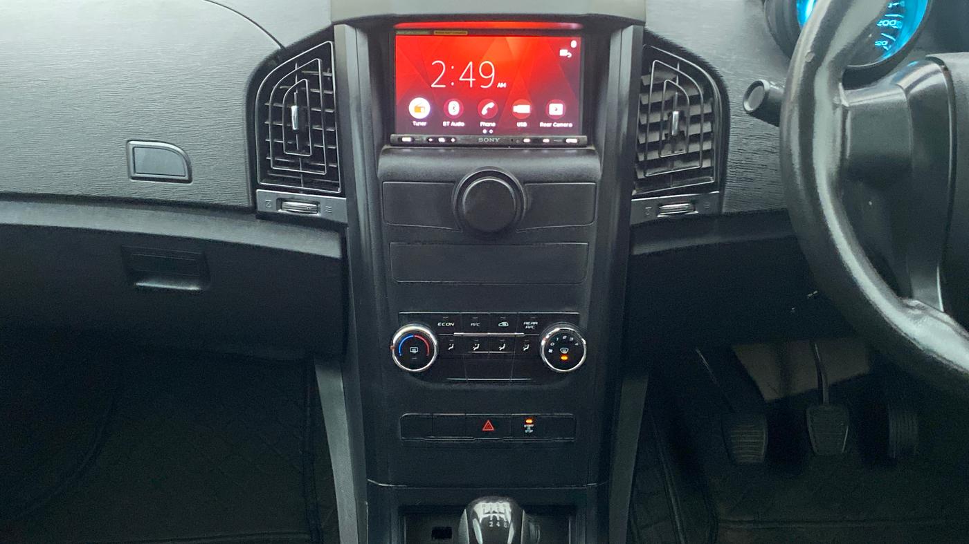 2019 Mahindra XUV500 W3, Diesel, Manual, 74,548 km, Air Conditioner