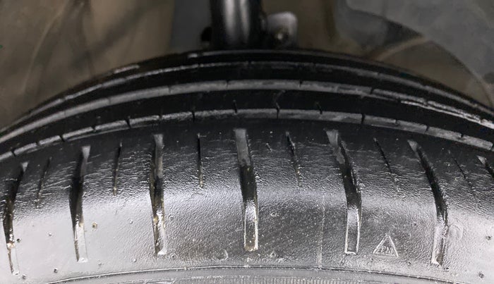 2021 Maruti Baleno ZETA PETROL 1.2, Petrol, Manual, 22,994 km, Right Front Tyre Tread