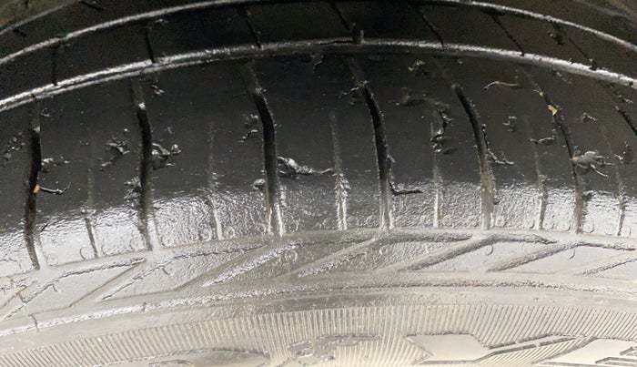 2023 Tata NEXON XZ PLUS LUXURY SUNROOF PETROL, Petrol, Manual, 53,828 km, Right Front Tyre Tread