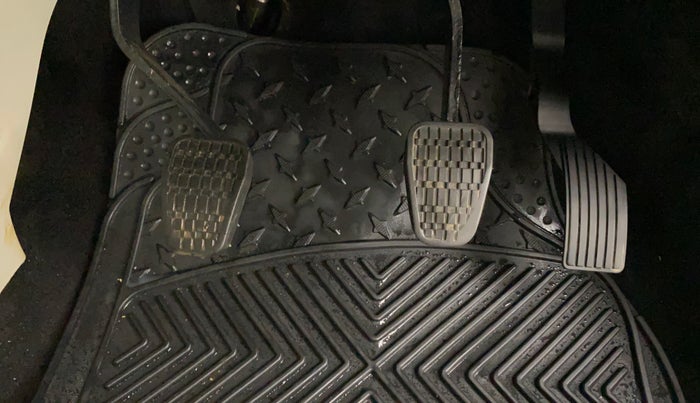 2023 Tata NEXON XZ PLUS LUXURY SUNROOF PETROL, Petrol, Manual, 53,828 km, Pedals