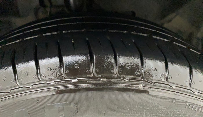 2019 Ford Ecosport TITANIUM 1.5L PETROL, Petrol, Manual, 80,699 km, Right Front Tyre Tread