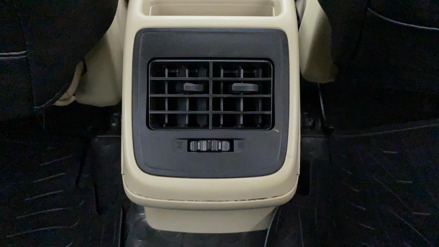 2018 Maruti Dzire VXI, Petrol, Manual, 24,092 km, Rear AC Vents
