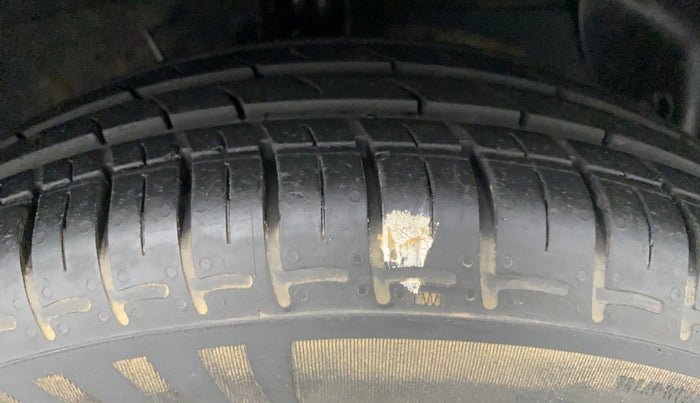 2019 Hyundai GRAND I10 NIOS SPORTZ 1.2 AT, Petrol, Automatic, 15,634 km, Right Front Tyre Tread