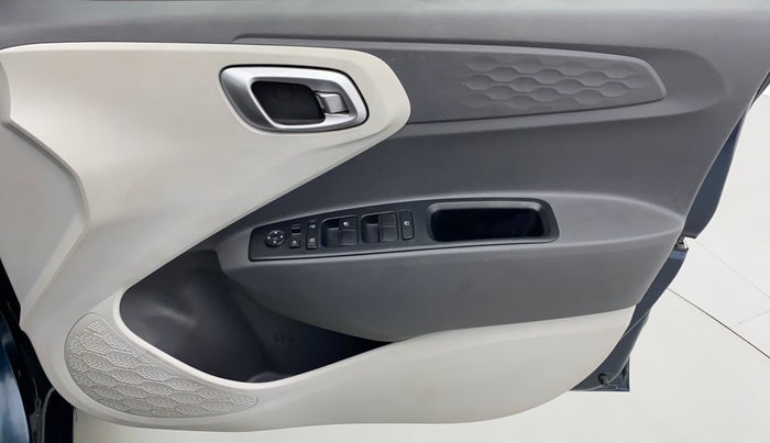 2019 Hyundai GRAND I10 NIOS SPORTZ 1.2 AT, Petrol, Automatic, 15,634 km, Driver Side Door Panels Control