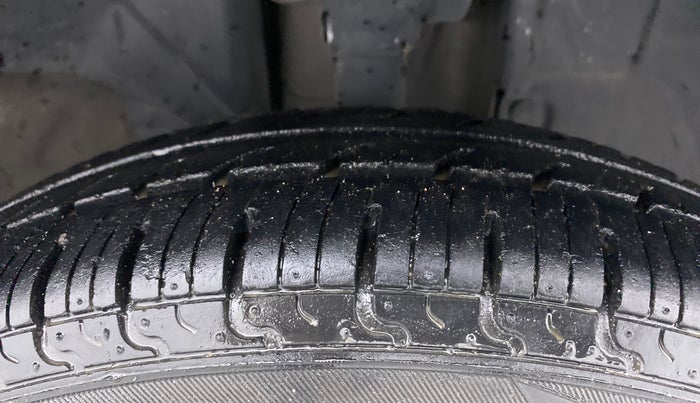 2018 Renault Kwid CLIMBER 1.0, Petrol, Manual, 41,039 km, Right Front Tyre Tread
