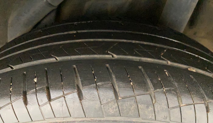 2019 Hyundai Verna 1.6 VTVT SX (O) AT, Petrol, Automatic, 22,991 km, Left Rear Tyre Tread