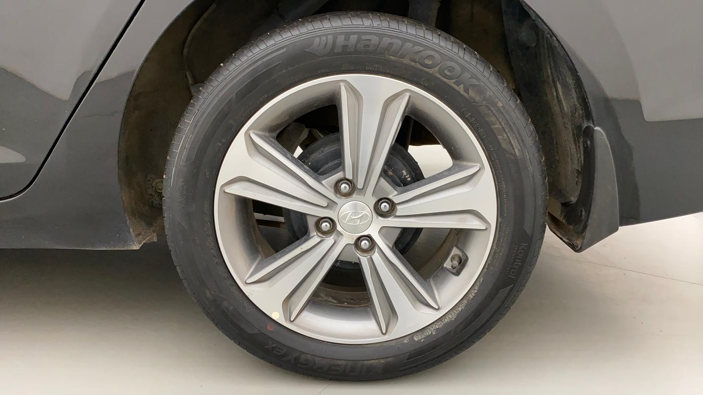 2019 Hyundai Verna 1.6 VTVT SX (O) AT, Petrol, Automatic, 22,991 km, Left Rear Wheel