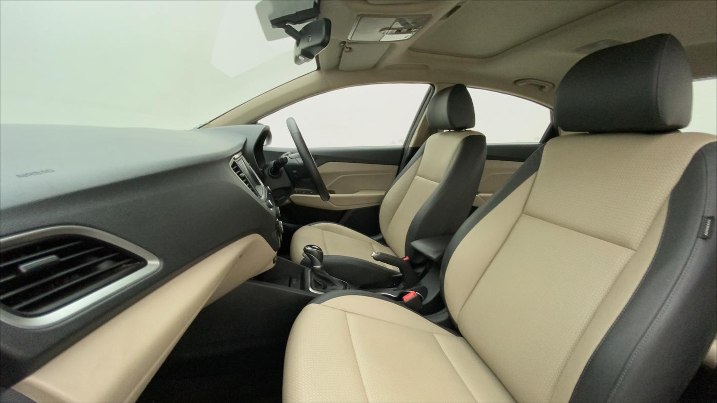 2019 Hyundai Verna 1.6 VTVT SX (O) AT, Petrol, Automatic, 22,991 km, Right Side Front Door Cabin