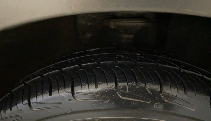 2019 Maruti New Wagon-R VXI (O) 1.2, Petrol, Manual, 53,970 km, Right Front Tyre Tread