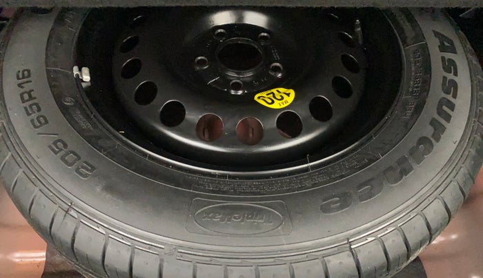 2021 KIA SELTOS HTK PLUS 1.5, Petrol, Manual, 31,378 km, Spare Tyre