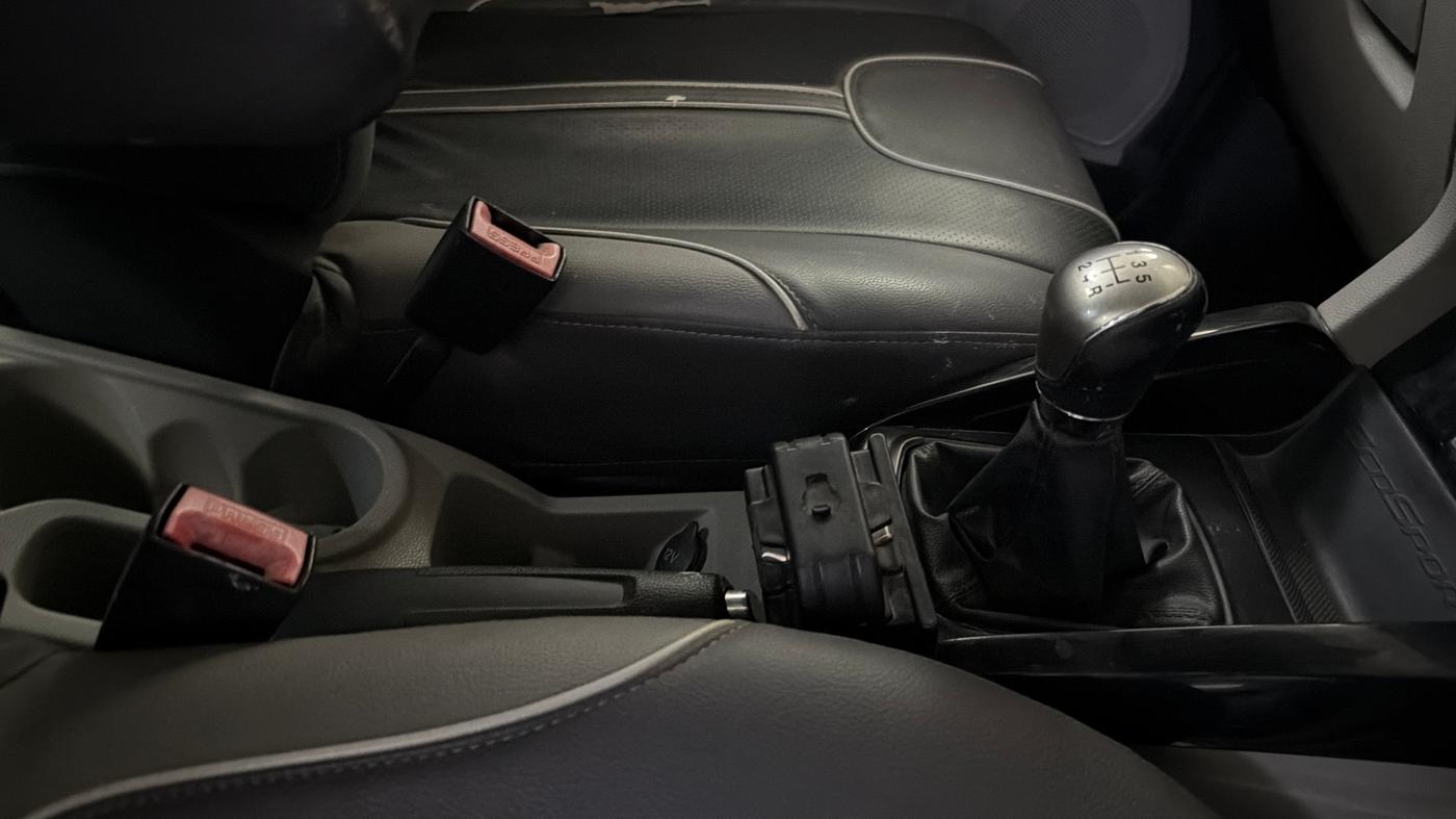 2015 Ford Ecosport TITANIUM 1.5L PETROL, Petrol, Manual, 49,190 km, Gear Lever