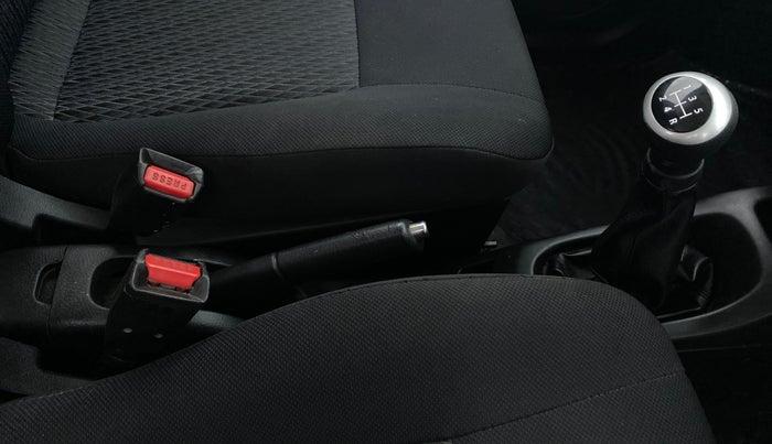 2014 Maruti Wagon R Stingray VXI, Petrol, Manual, 55,671 km, Gear Lever