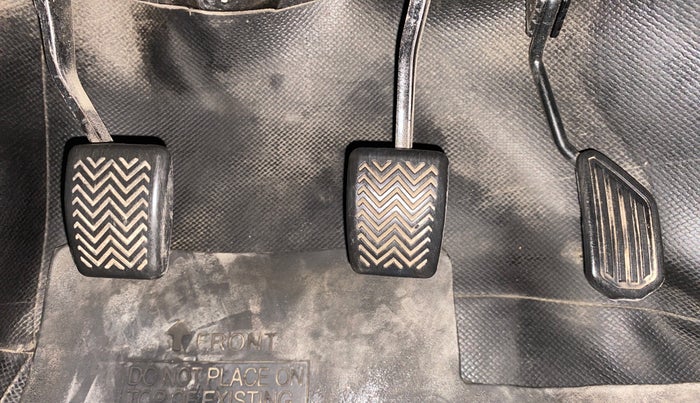 2016 Toyota Etios GD, Diesel, Manual, 19,481 km, Pedals