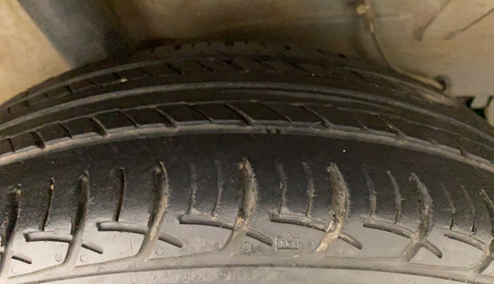 2016 Toyota Etios GD, Diesel, Manual, 19,481 km, Right Rear Tyre Tread