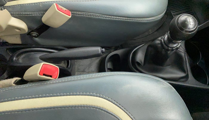 2016 Toyota Etios GD, Diesel, Manual, 19,481 km, Gear Lever