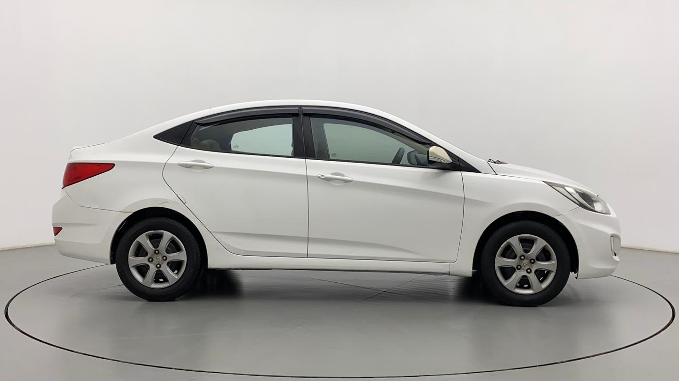 2013 Hyundai Verna FLUIDIC 1.6 VTVT EX, Petrol, Manual, 88,073 km, Right Side View