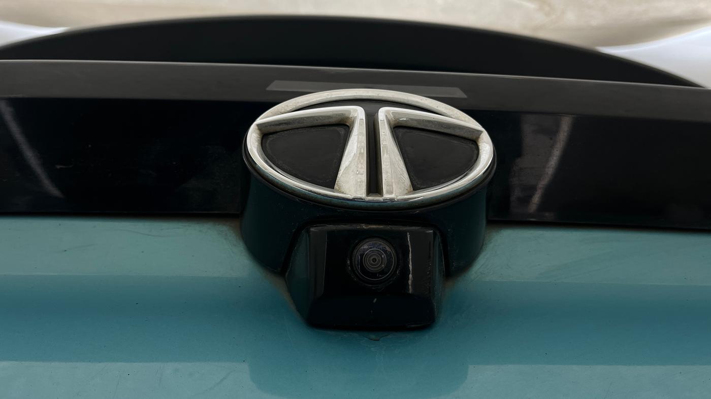2023 Tata NEXON CREATIVE  AMT 1.2 PETROL, Petrol, Automatic, 32,336 km, Parking Camera