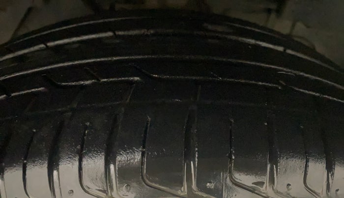 2023 Tata NEXON XE PETROL, Petrol, Manual, 20,349 km, Right Front Tyre Tread