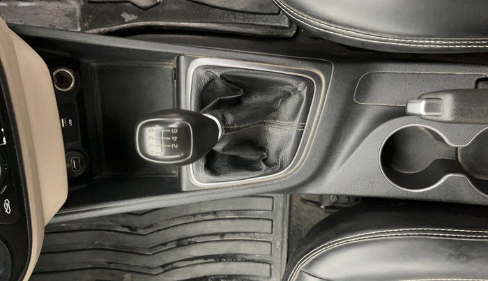 2021 Hyundai Verna S PLUS 1.5 VTVT, Petrol, Manual, 33,753 km, Gear Lever