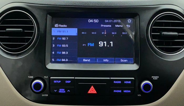 2017 Hyundai Xcent SX 1.2, Petrol, Manual, 33,856 km, Infotainment System