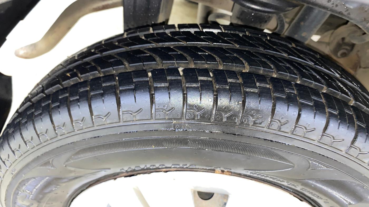 2015 Maruti Alto 800 VXI, Petrol, Manual, 44,526 km, Right Rear Tyre Tread